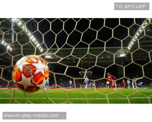 热议南京羽毛球队耐力变革与欧冠足球的精彩对比与启示